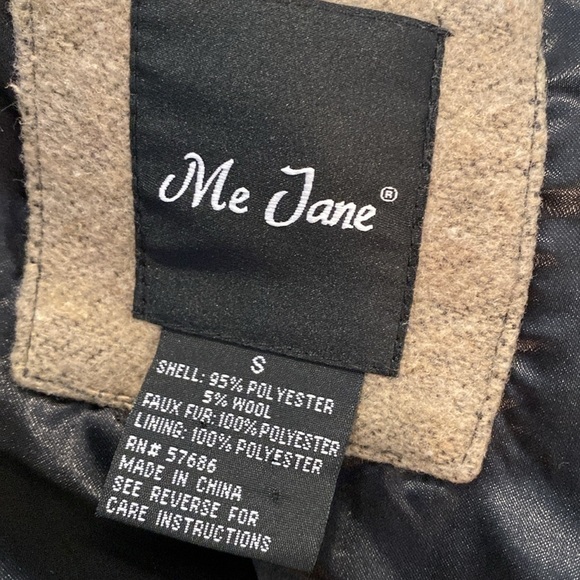 Me Jane Buckle Boho Aztec Vest with Sherpa Collar - Picture 10 of 11